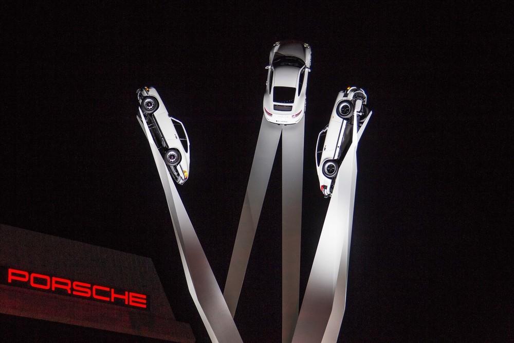 hd-la_911_devient_une_sculpture_1-4