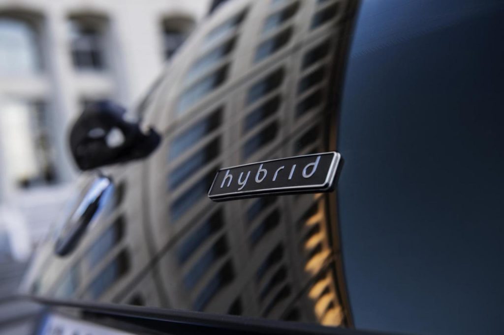 hd-la_lancia_ypsilon_n_en_finit_pas_de_mourir_1-1