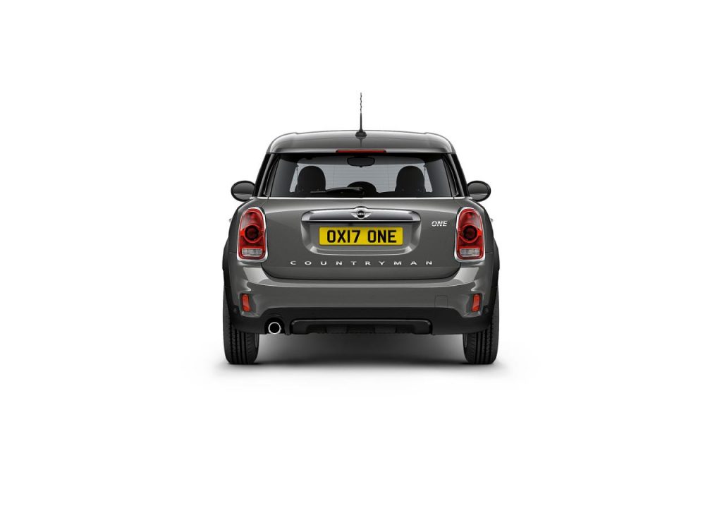 hd-la_mini_countryman_arrive_en_version_one_1-2