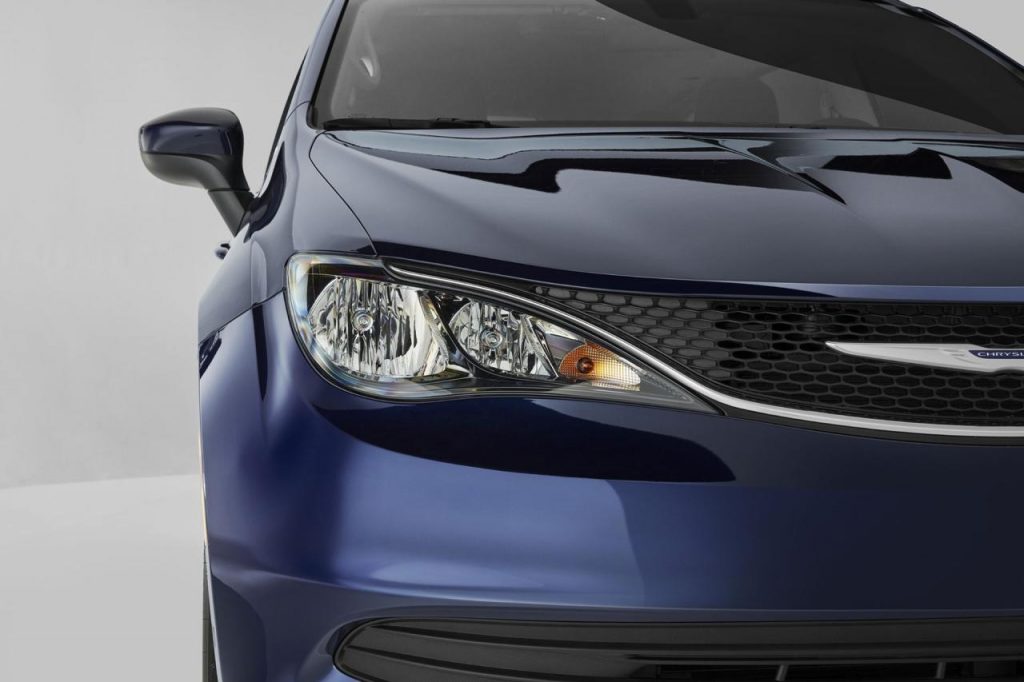 hd-le_retour_du_chrysler_voyager_1-5