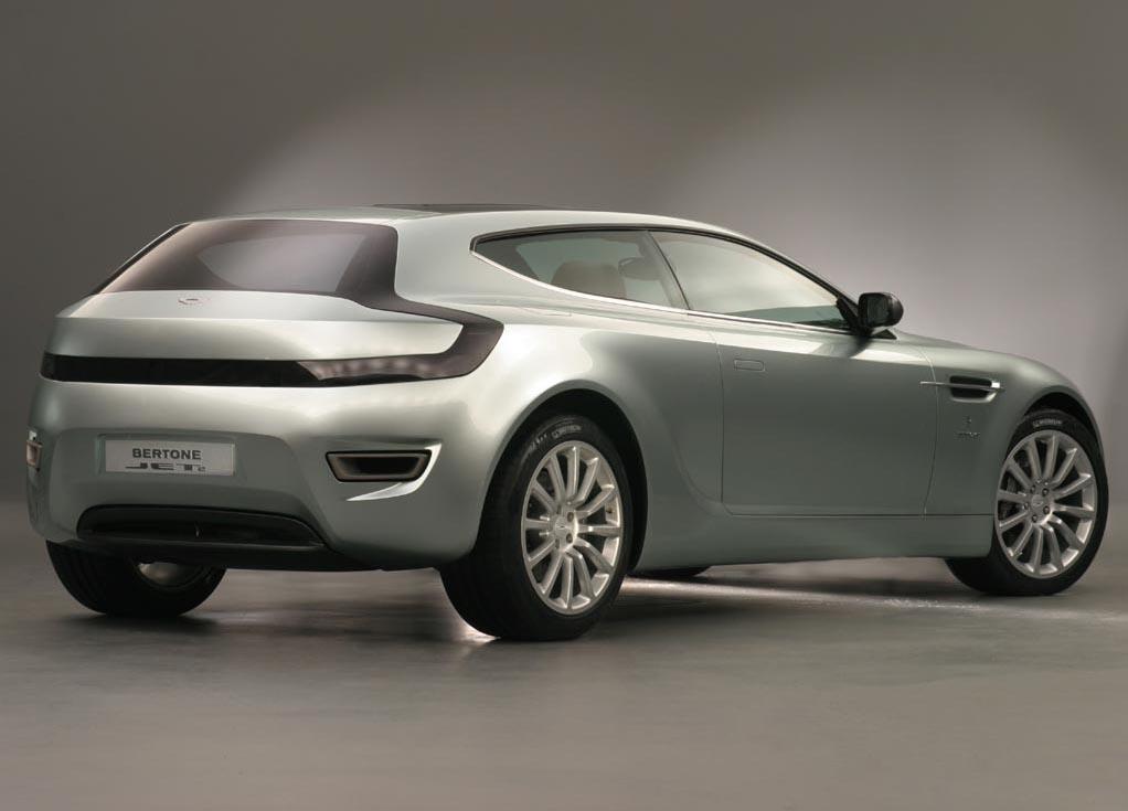 hd-les_concepts_bertone_aston_martin_jet_2_2004_1-2