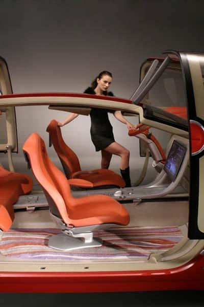 hd-les_concepts_bertone_cadillac_villa_2005_1-1