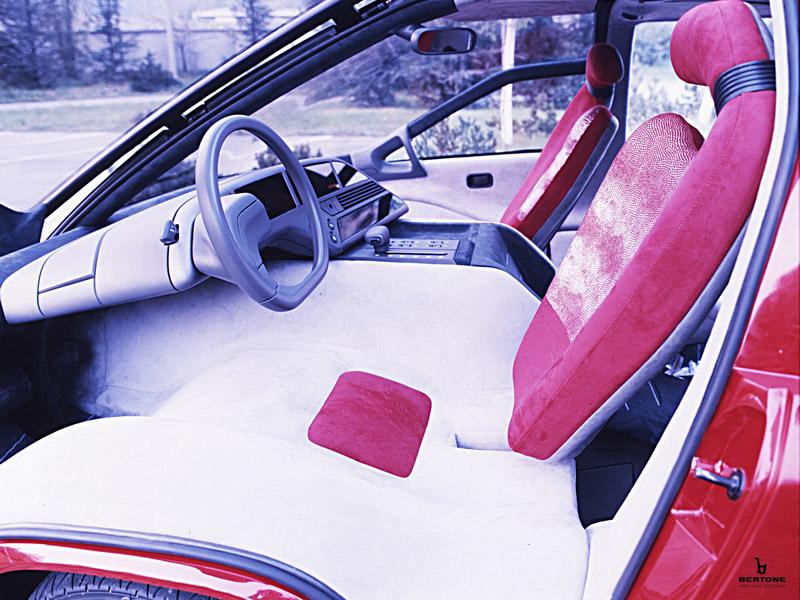 hd-les_concepts_bertone_lamborghini_genesis_1988_1-2