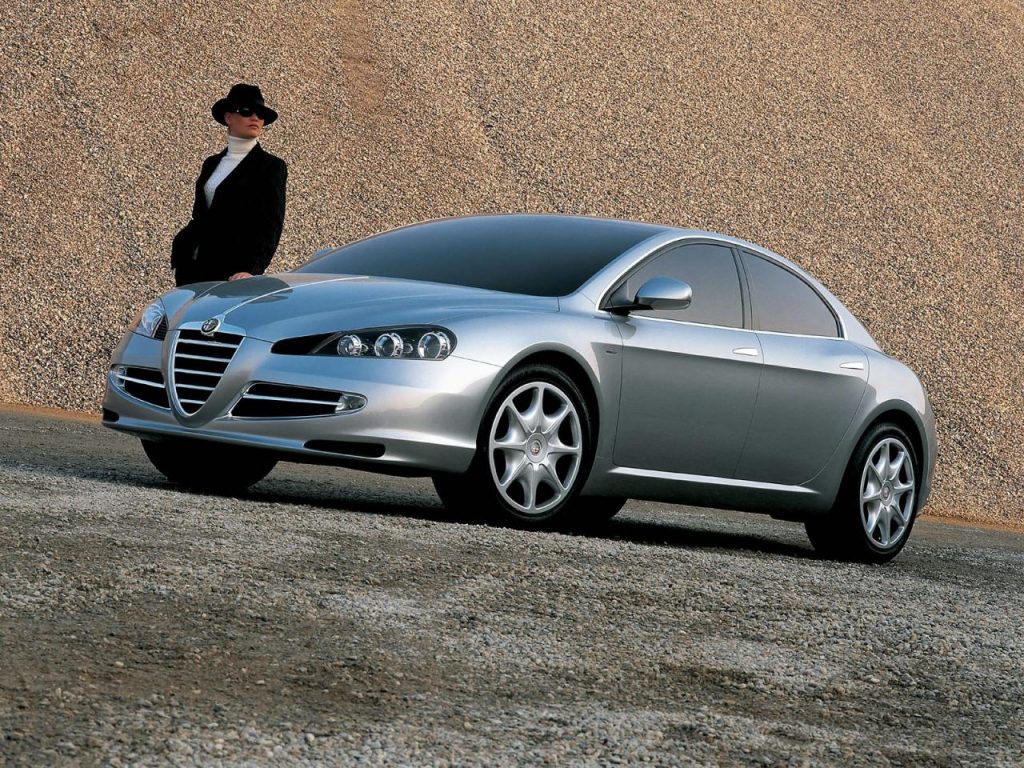 hd-les_concepts_italdesign_alfa_romeo_visconti_2004_1-9
