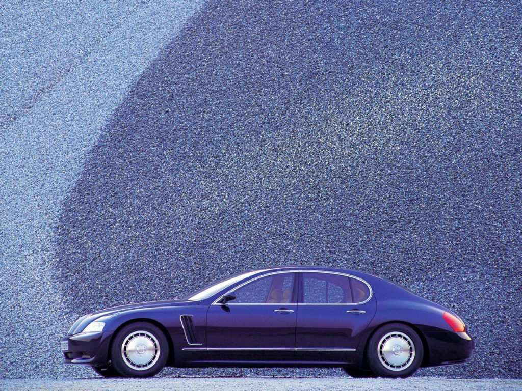 hd-les_concepts_italdesign_bugatti_eb218_1999_1-7
