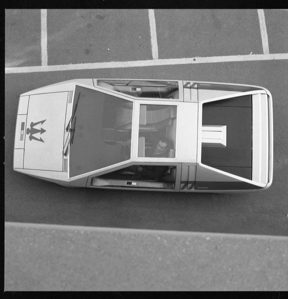 hd-les_concepts_italdesign_maserati_boomerang_1972_1-41