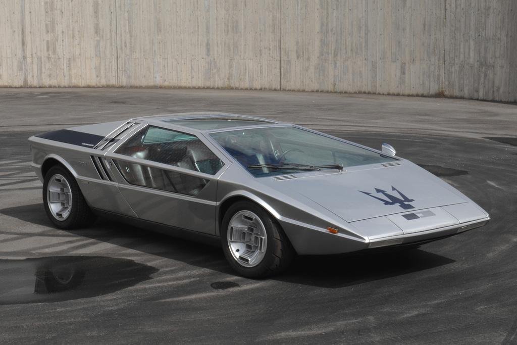 hd-les_concepts_italdesign_maserati_boomerang_1972_1-45