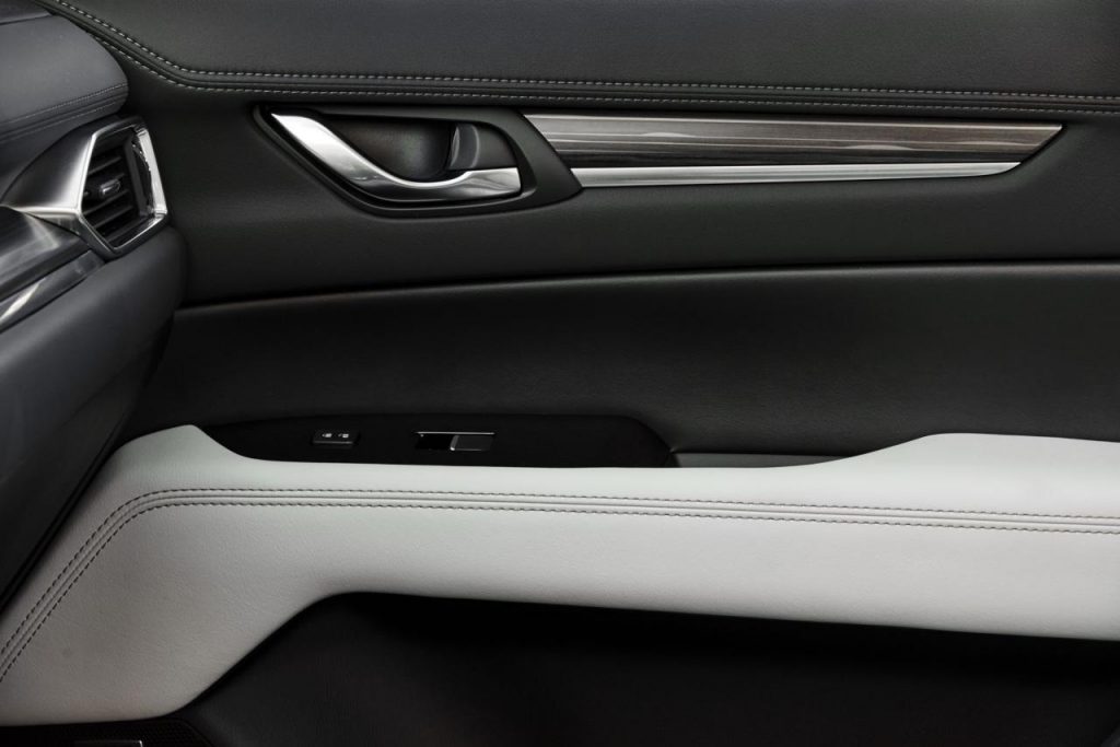 hd-los_angeles_2016_mazda_cx_5_1-4