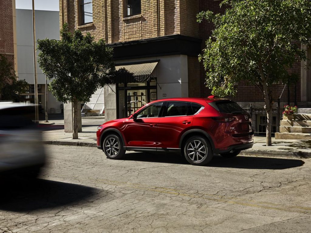 hd-los_angeles_2016_mazda_cx_5_1-42