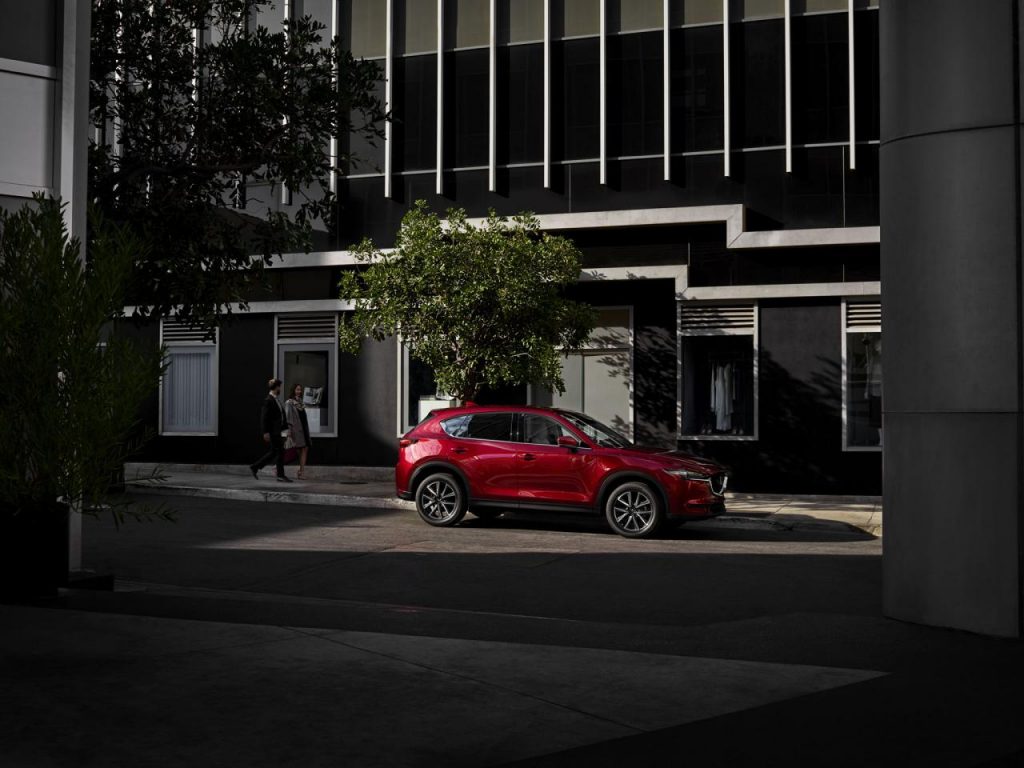 hd-los_angeles_2016_mazda_cx_5_1-45