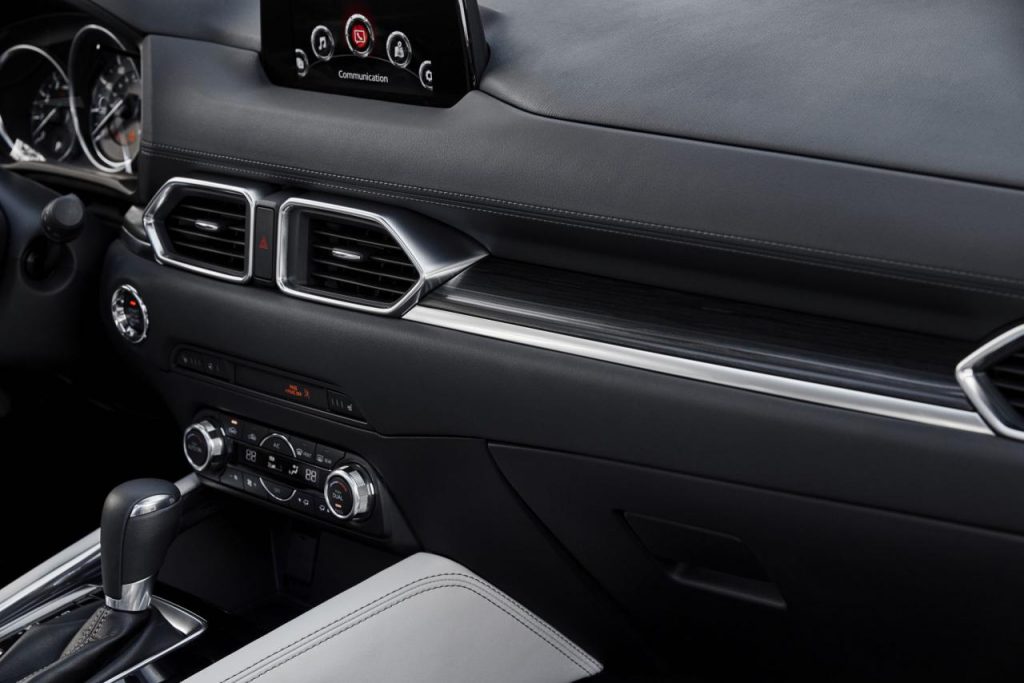 hd-los_angeles_2016_mazda_cx_5_1-6
