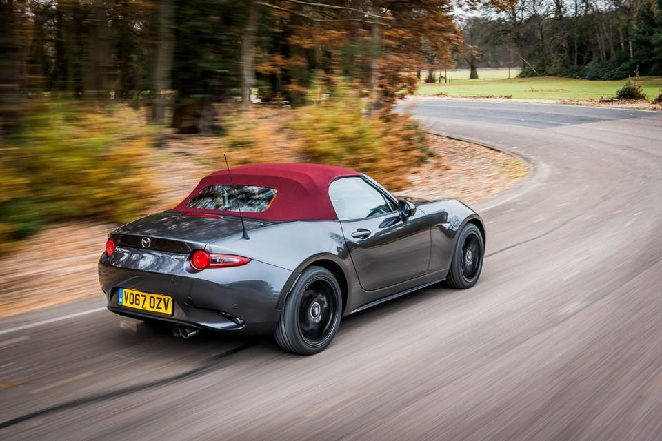 hd-mazda_mx_5_z_sport_1-3