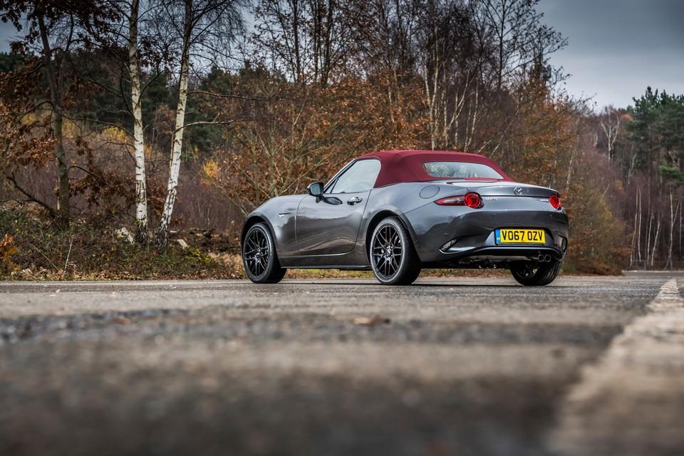 hd-mazda_mx_5_z_sport_1-7