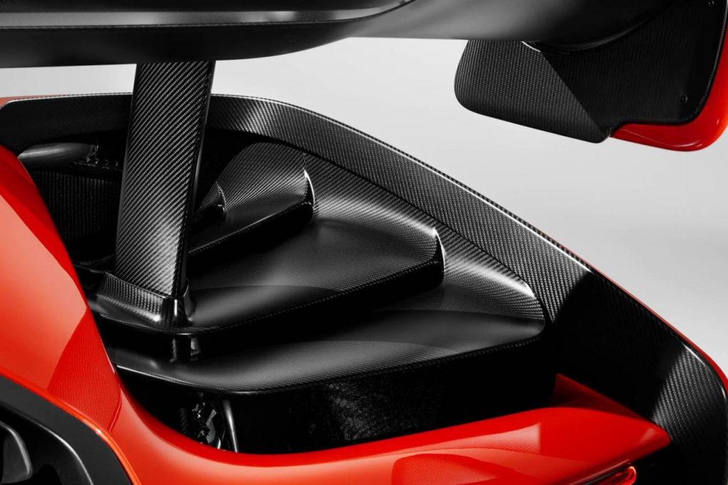 hd-mclaren_prsente_la_senna_1-7