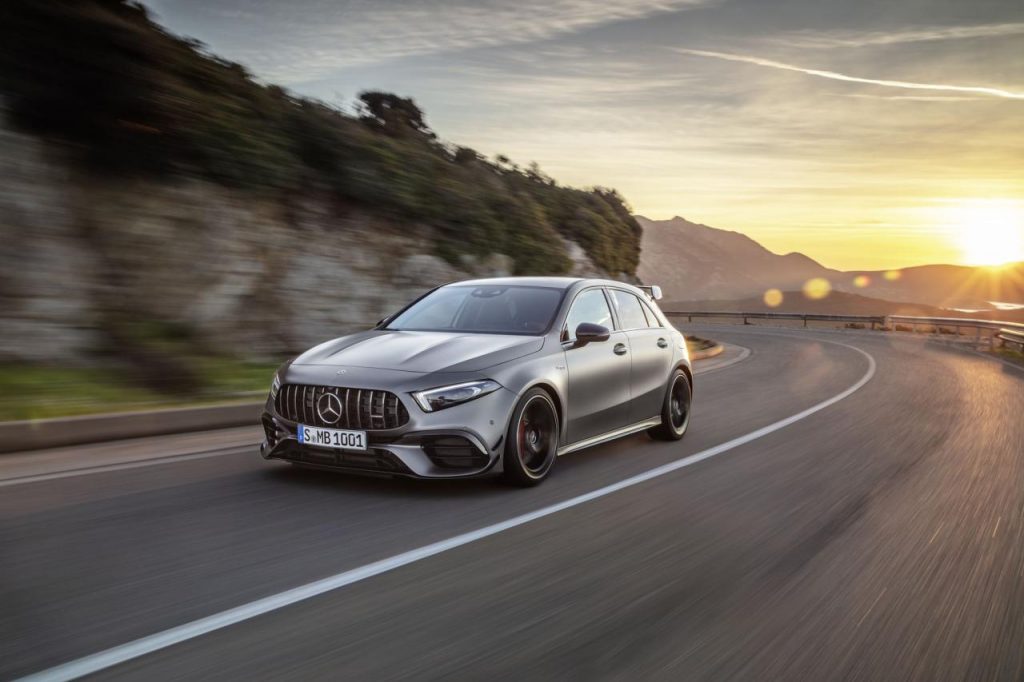 hd-mercedes_amg_a_45_4maticplus_et_cla_45_4maticplus_les_enfants_terribles_1-1