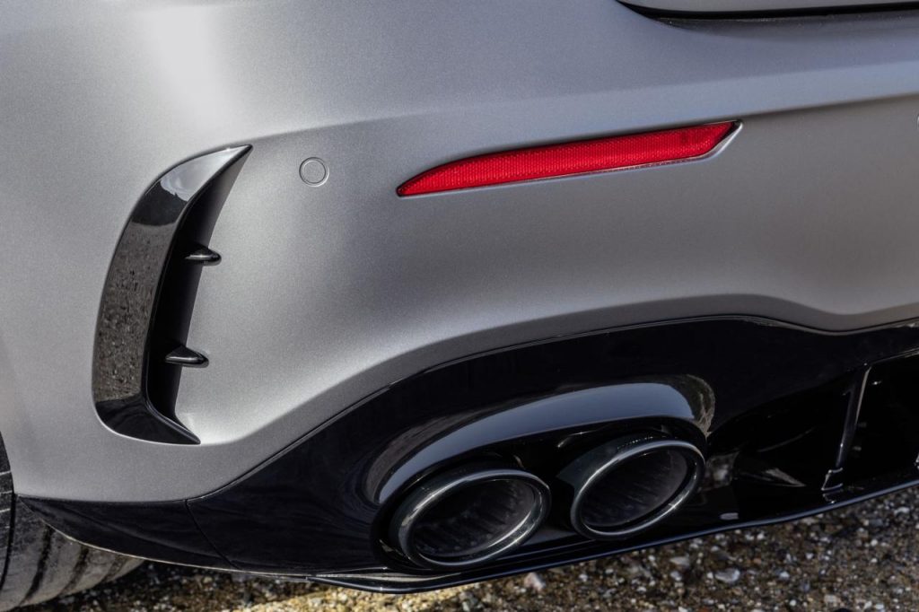 hd-mercedes_amg_a_45_4maticplus_et_cla_45_4maticplus_les_enfants_terribles_1-12