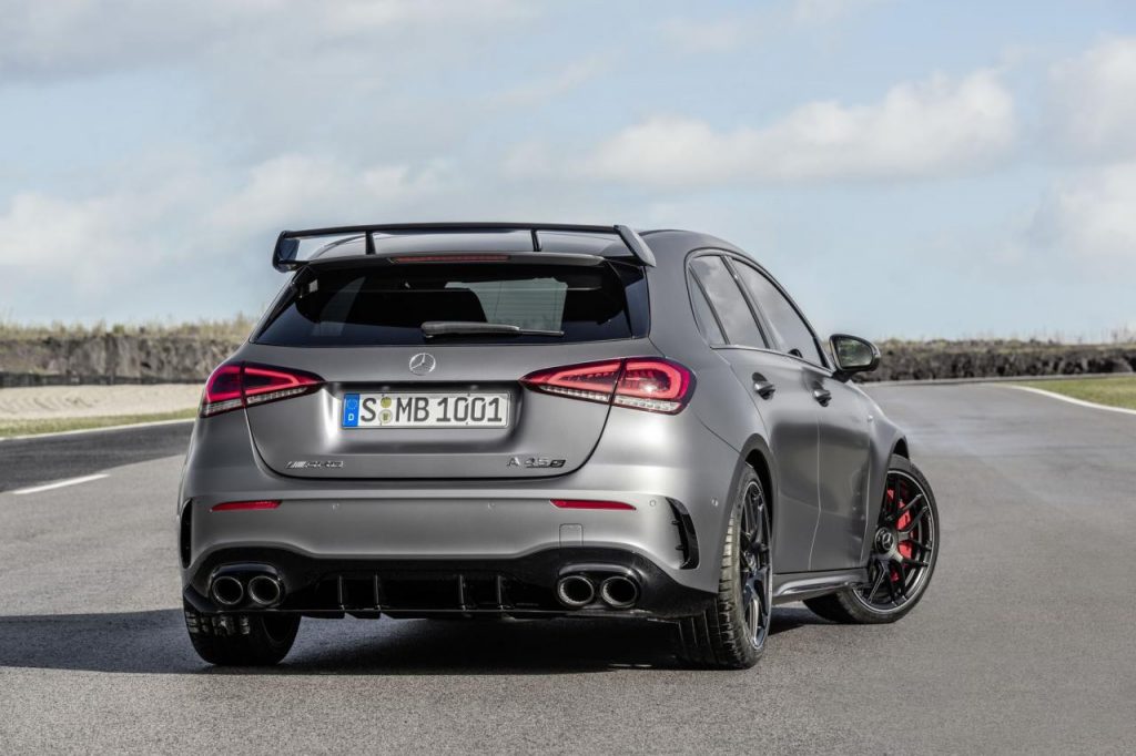 hd-mercedes_amg_a_45_4maticplus_et_cla_45_4maticplus_les_enfants_terribles_1-16
