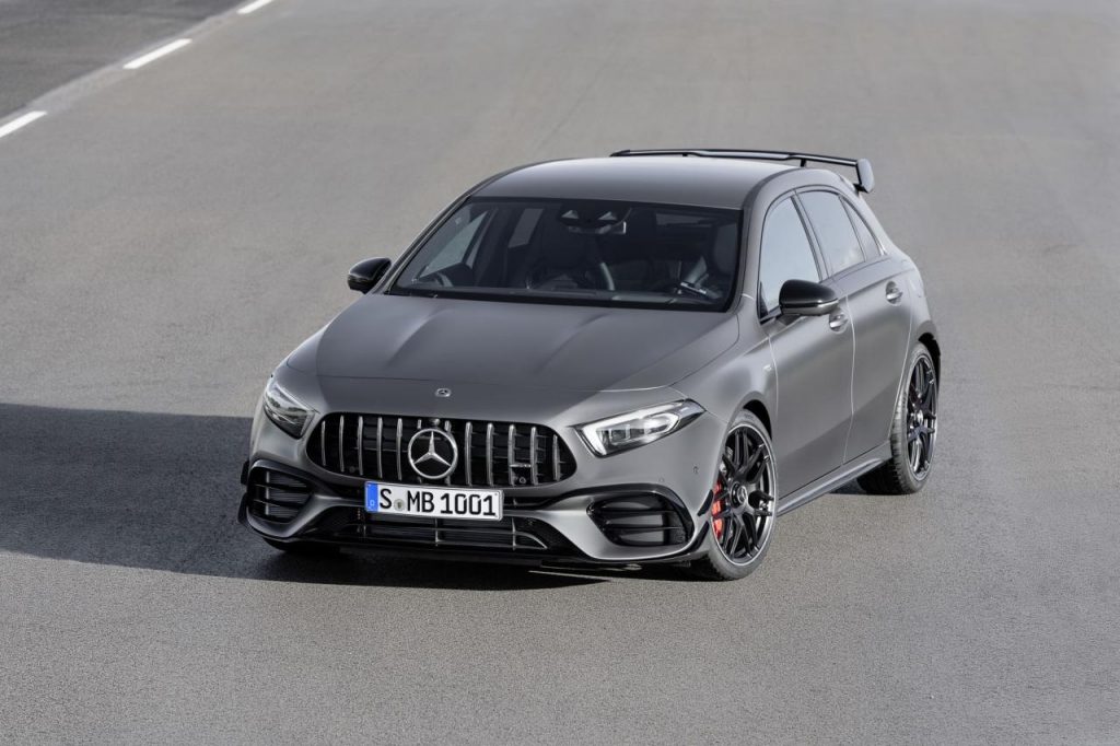 hd-mercedes_amg_a_45_4maticplus_et_cla_45_4maticplus_les_enfants_terribles_1-25