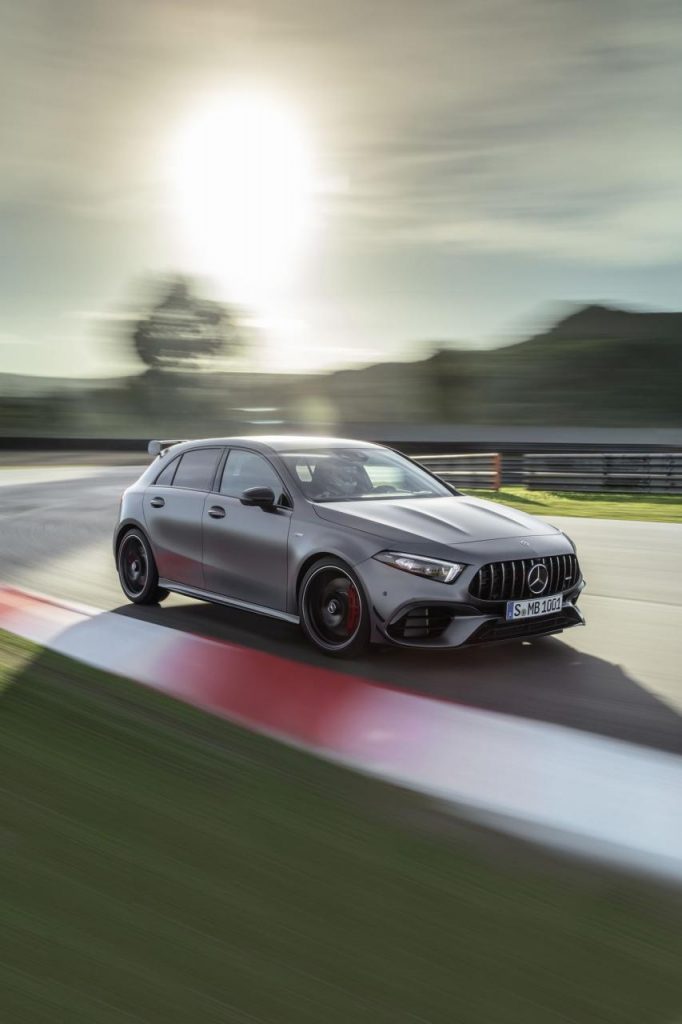 hd-mercedes_amg_a_45_4maticplus_et_cla_45_4maticplus_les_enfants_terribles_1-34