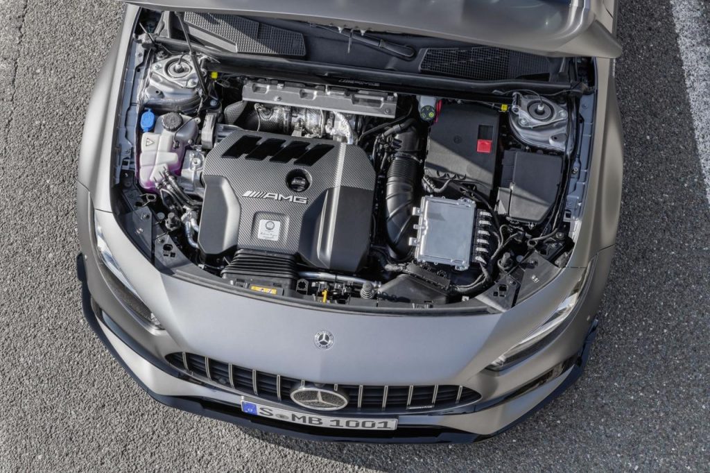 hd-mercedes_amg_a_45_4maticplus_et_cla_45_4maticplus_les_enfants_terribles_1-7