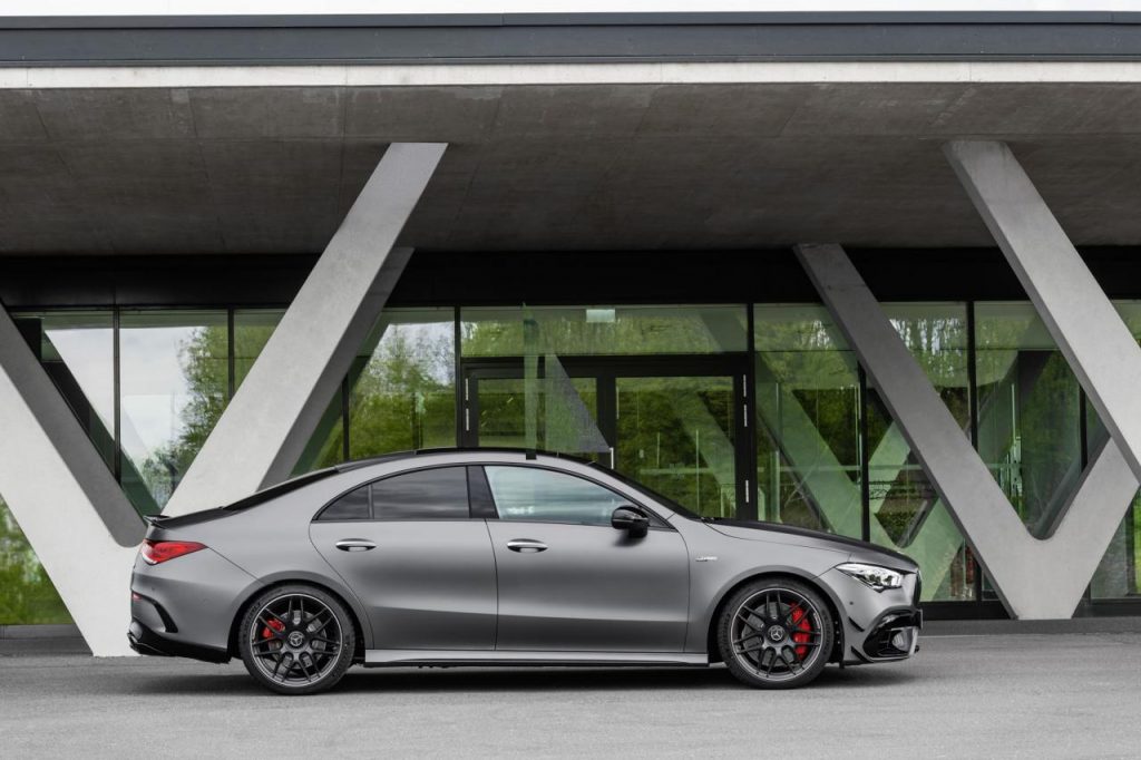 hd-mercedes_amg_a_45_4maticplus_et_cla_45_4maticplus_les_enfants_terribles_3-19