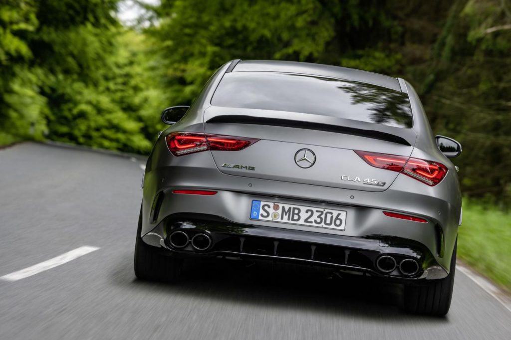 hd-mercedes_amg_a_45_4maticplus_et_cla_45_4maticplus_les_enfants_terribles_3-24