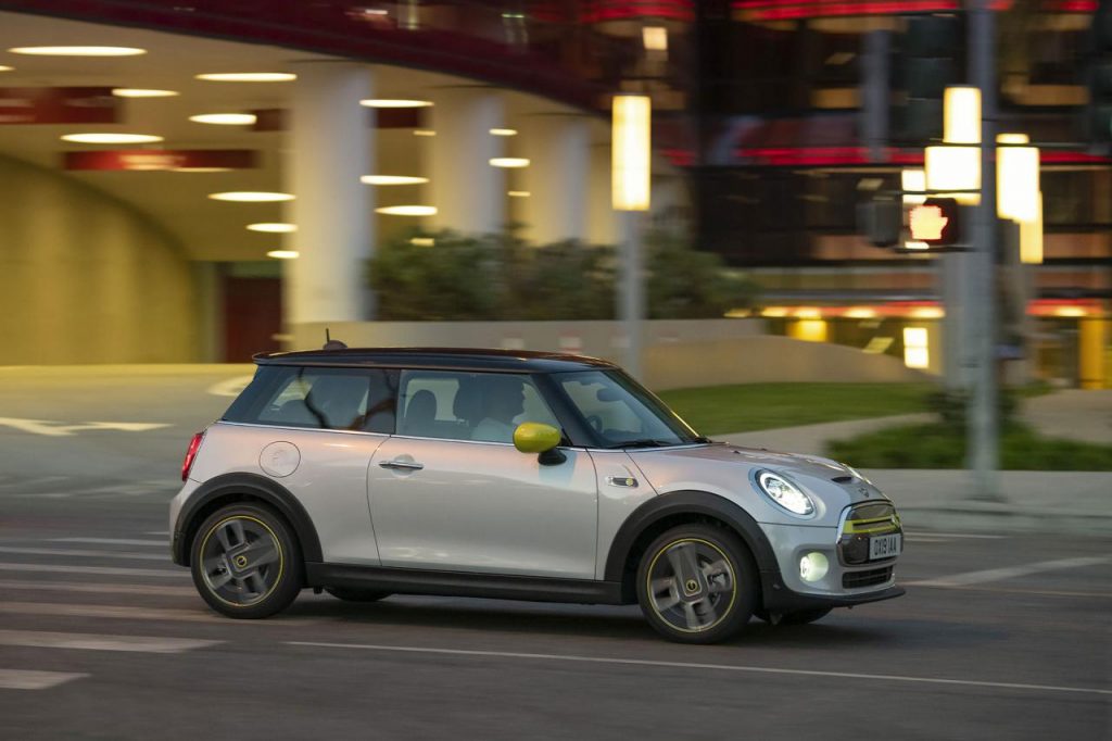 hd-mini_cooper_se_la_mini_lectrique_est_l_1-16
