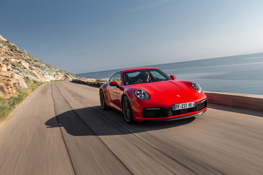hd-n_achetez_pas_la_nouvelle_porsche_911_carrera_4s_1-3
