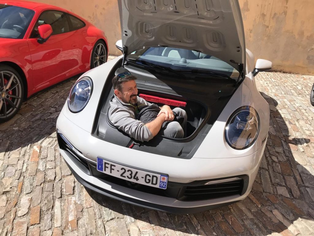 hd-n_achetez_pas_la_nouvelle_porsche_911_carrera_4s_1-5