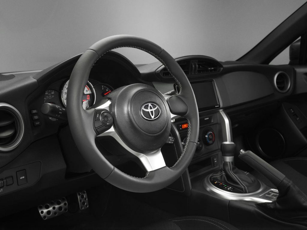 hd-new_york_2016_toyota_86_1