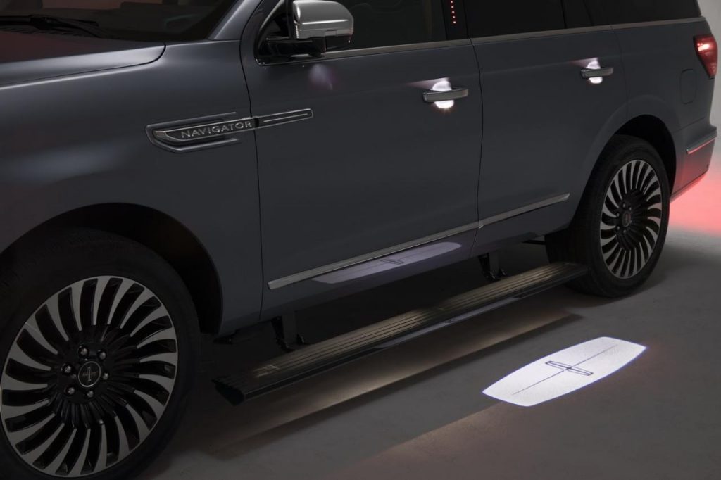 hd-new_york_2017_lincoln_navigator_1-2