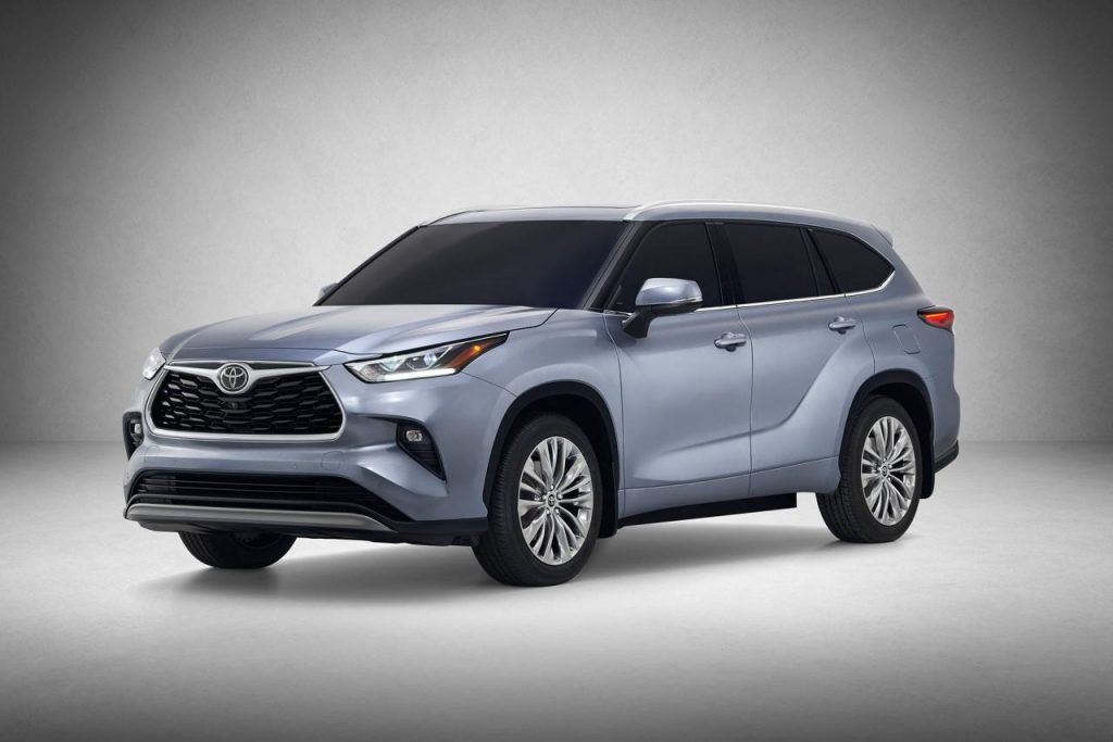 hd-new_york_2019_toyota_highlander_1-11