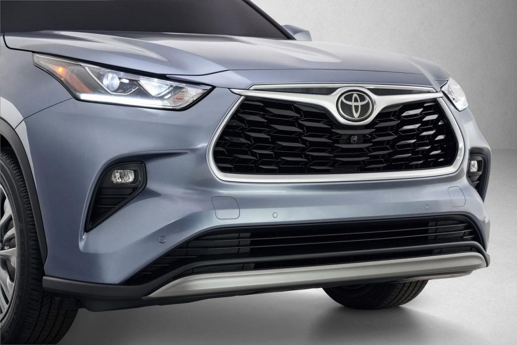 hd-new_york_2019_toyota_highlander_1-9