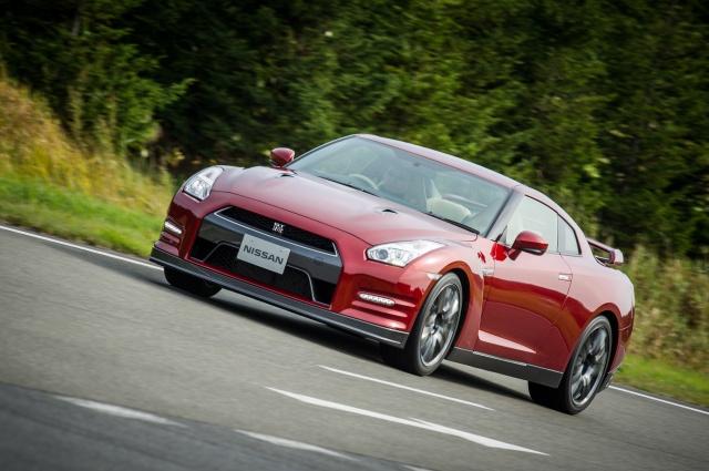 hd-nissan_gt_r_my_2015_volution_continue_1-8