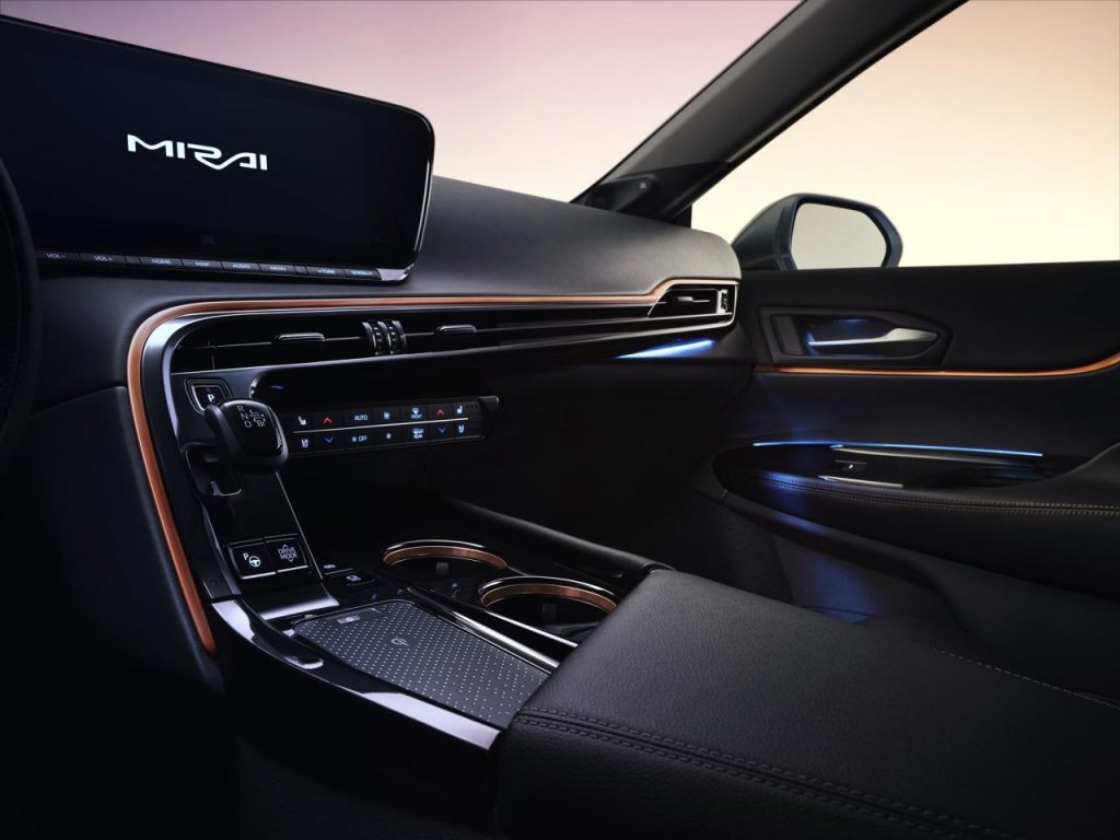 hd-nouvelle_toyota_mirai_2e_gnration_en_approche_1-1