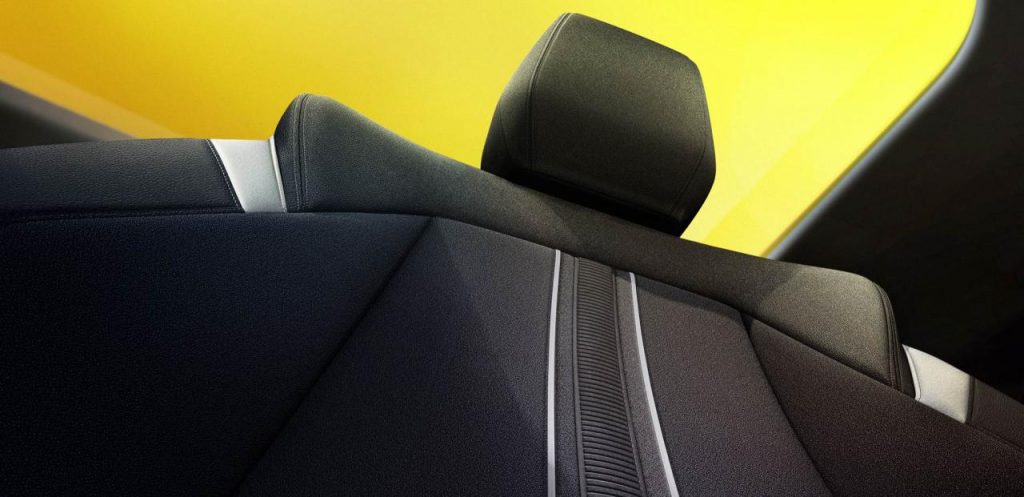 hd-opel_dvoile_un_peu_sa_future_opel_astra_1-3