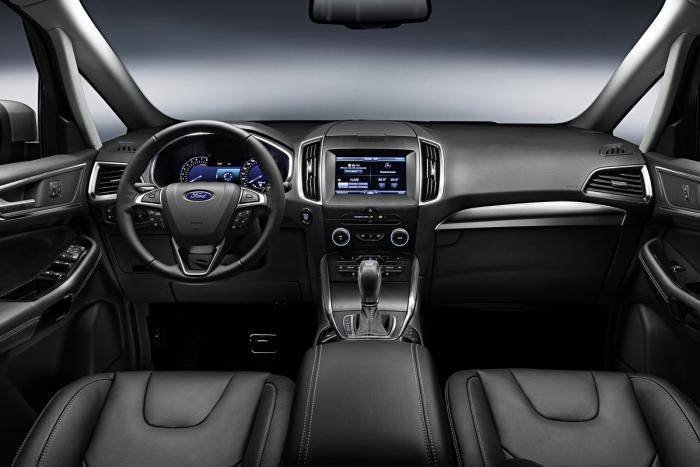 hd-paris_2014_le_ford_s_max_officiel_1-5