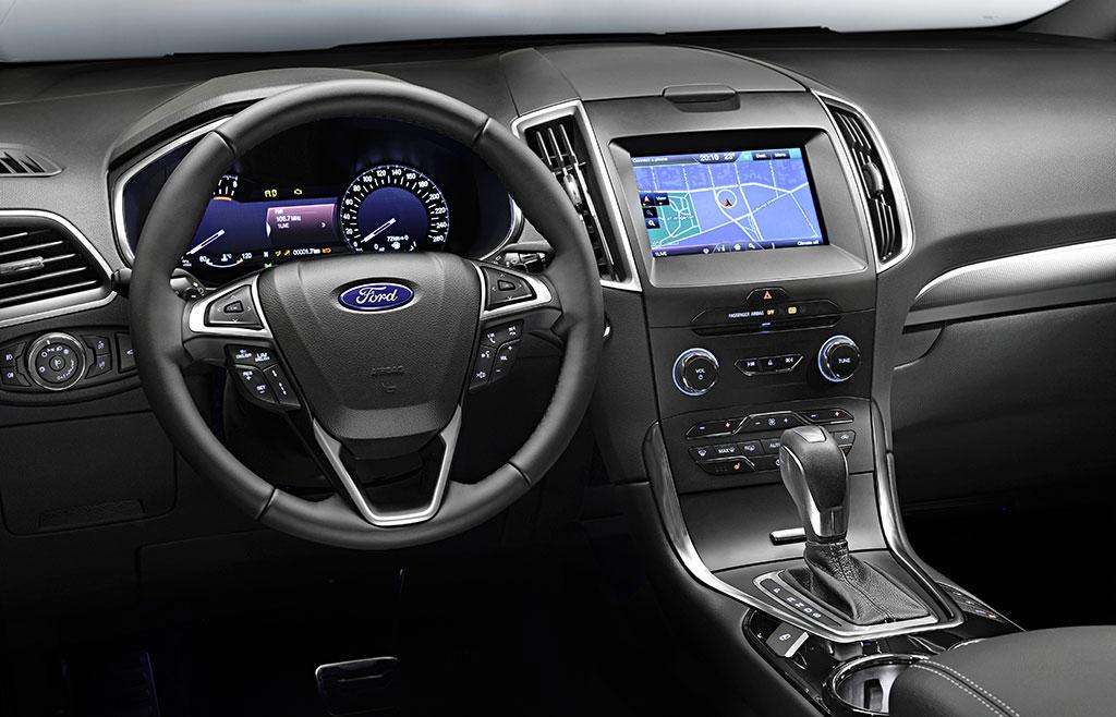 hd-paris_2014_le_ford_s_max_officiel_1-9