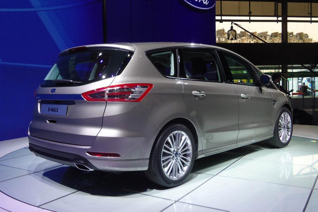hd-paris_2014_live_ford_s_max_1-5
