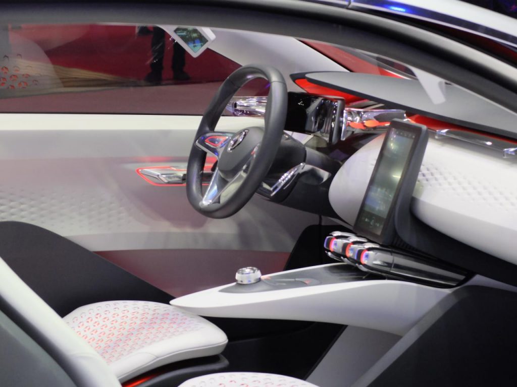 hd-paris_2014_live_renault_eolab_1-1