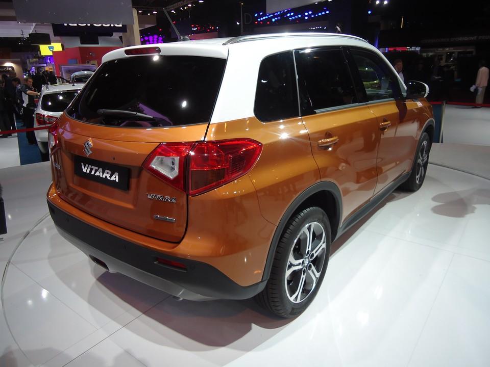 hd-paris_2014_live_suzuki_vitara_1-5