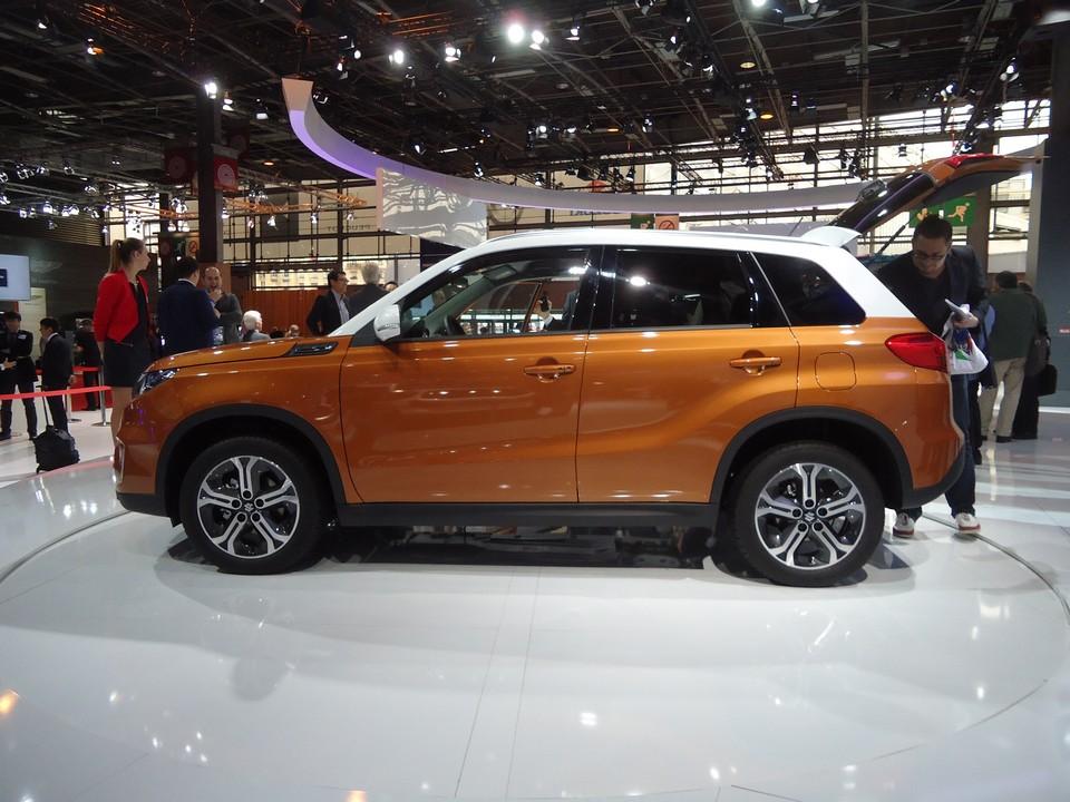 hd-paris_2014_live_suzuki_vitara_1