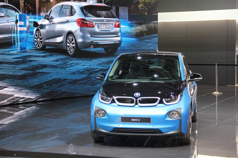 hd-paris_2016_live_bmw_i3_1