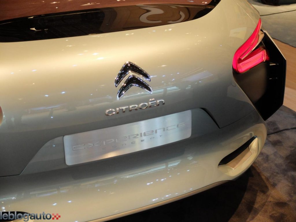 hd-paris_2016_live_citron_cxperience_concept_1-2