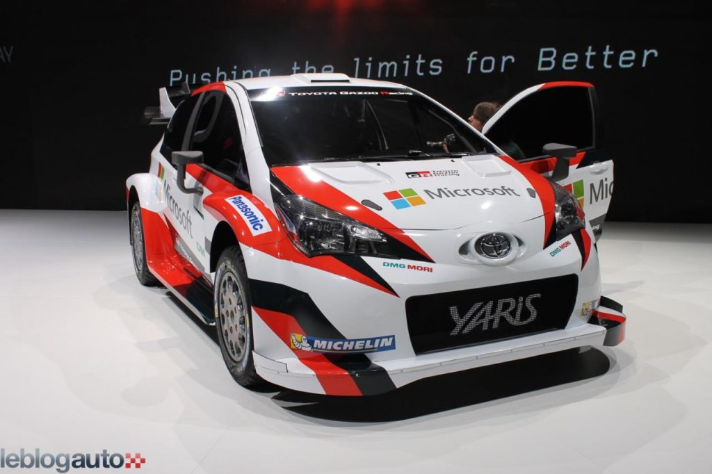 hd-paris_2016_live_toyota_yaris_wrc_1-10