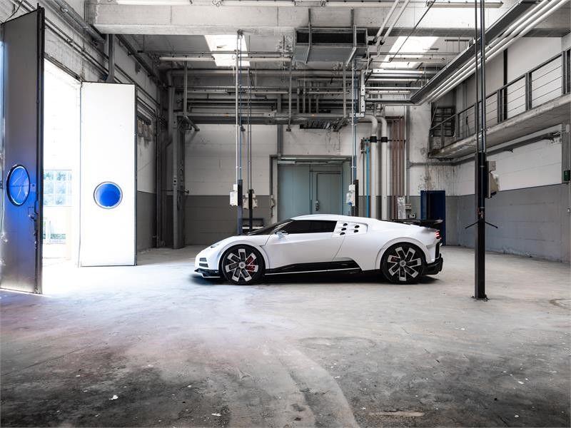 hd-pebble_beach_2019_bugatti_centodieci_1-11
