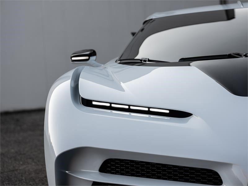 hd-pebble_beach_2019_bugatti_centodieci_1-3