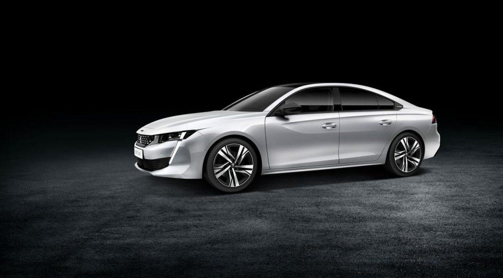 hd-peugeot_508_la_berline_s_affirme_1-13