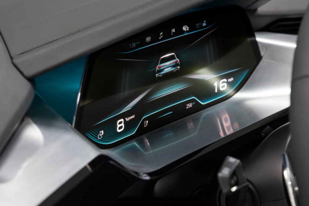 hd-planche_de_bord_virtuelle_pour_l_audi_a8_1-2