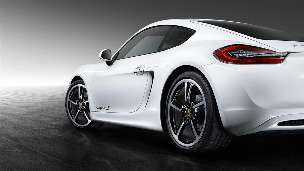 hd-porsche_exclusive_et_un_cayman_s_1-4